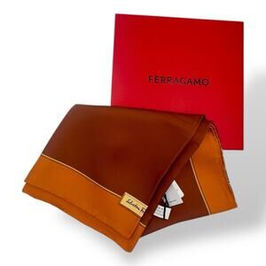 FERRAGAMO TIGER Print SILK Square SCARF With Box